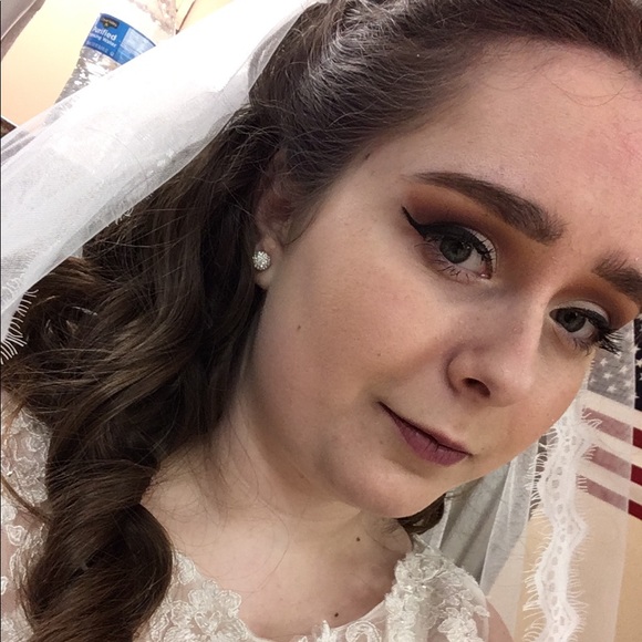 Meet your Posher, Samantha - Picture 1 of 1